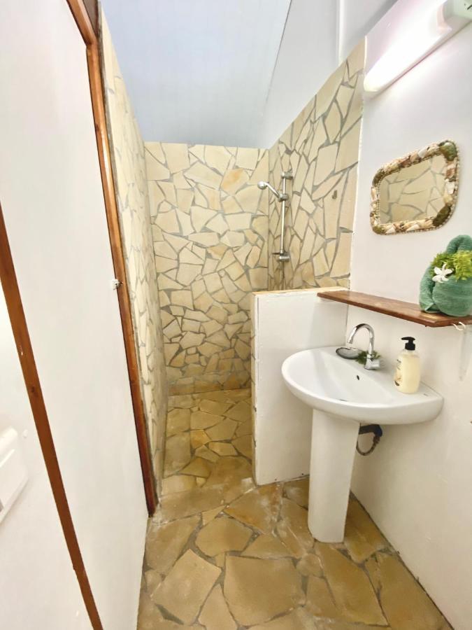 Rangiroa Poe Guesthouse מראה חיצוני תמונה